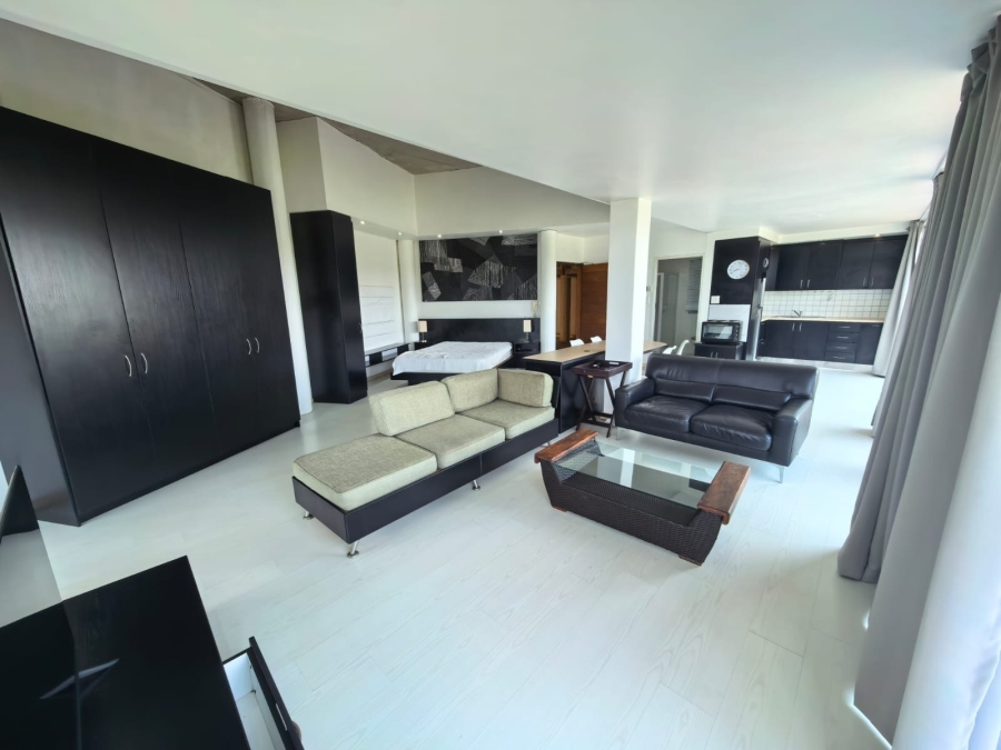 3 Bedroom Property for Sale in Bonza Bay Eastern Cape